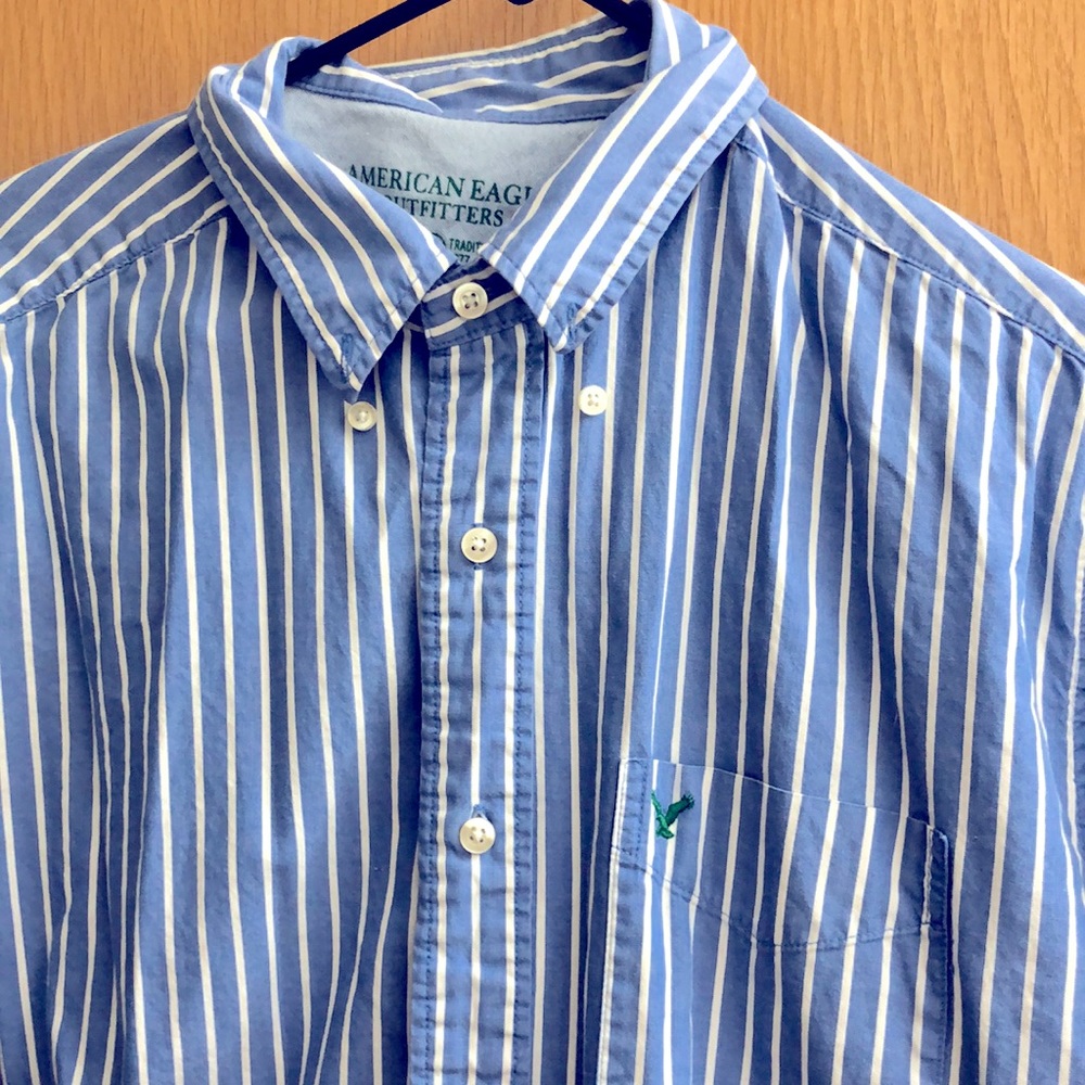 American eagle men’s button up
